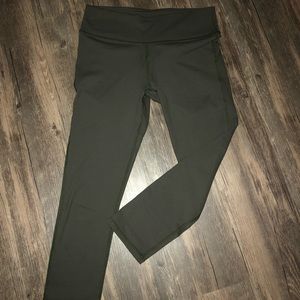 Army Green Fabletics Crop Leggings